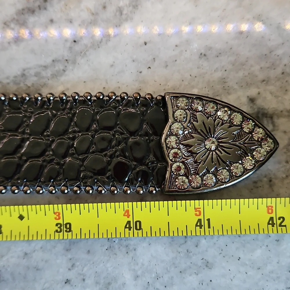 NWT Genuine Leather Western, Bling Country Black Belt Small